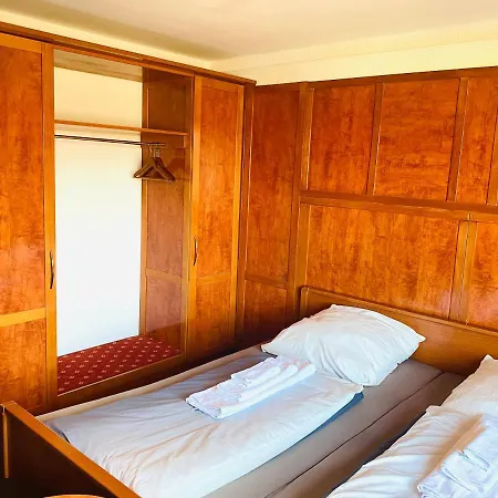 Heiligenroeder * Niestetal